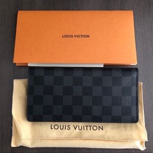 Louis Vuitton Brazza Wallet In Damier Graphite